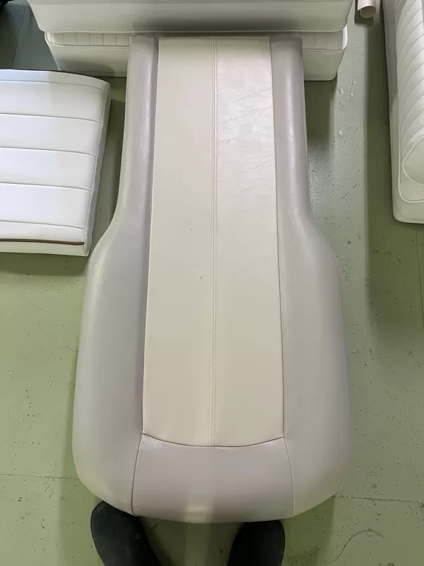 Grady-White Tombstone Seat
